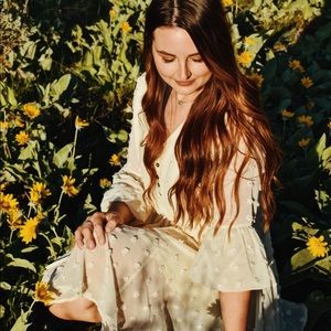 Meet your Posher, Laraya